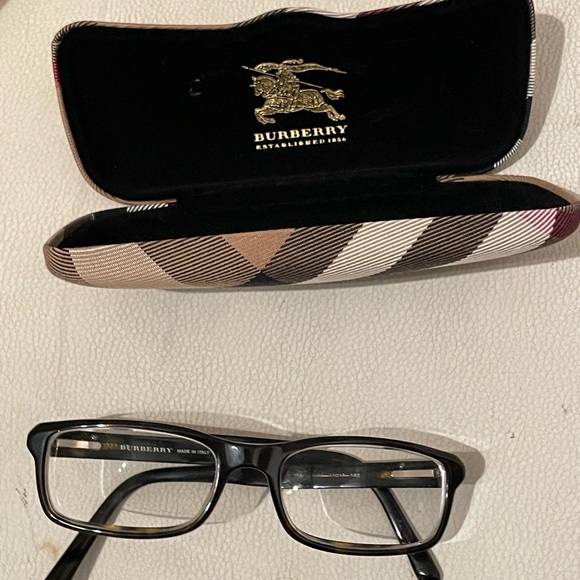 Burberry eye Frame - Picture 12 of 13